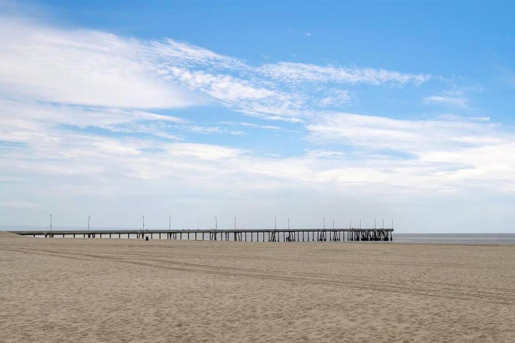 Apartamento Nightly Modern 1 Bed 12a